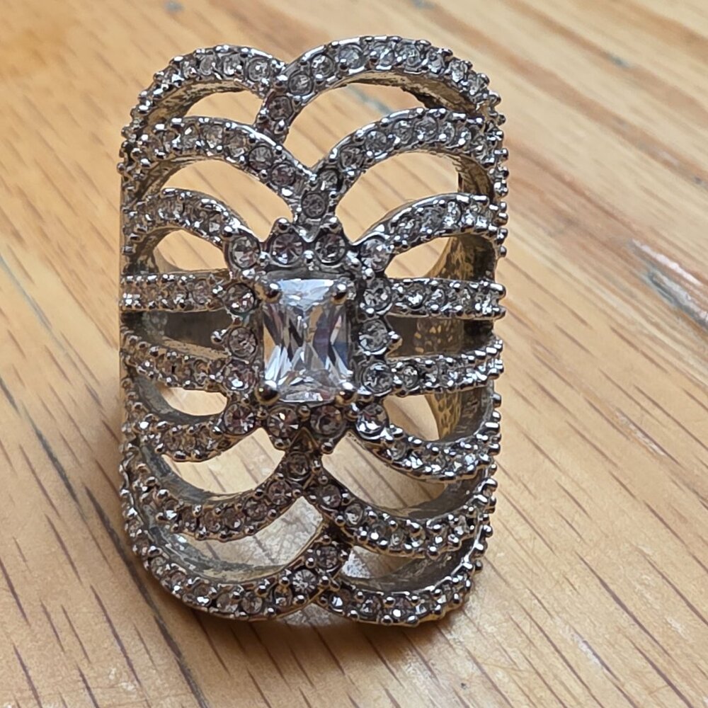 Claire's Multi-Stone Rhinestone Ring Size 10 - Picture 14 of 16